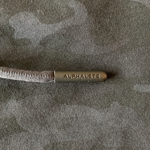 Alphalete Premium V2 Black Camo Jogger Size: S - Picture 7 of 9